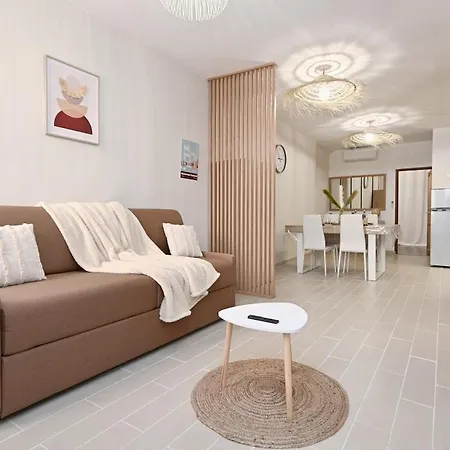Apartment Classe, Entierement Neuf Pres Du Port La Ciotat
