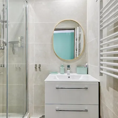 Apartment Classe, Entierement Neuf Pres Du Port La Ciotat